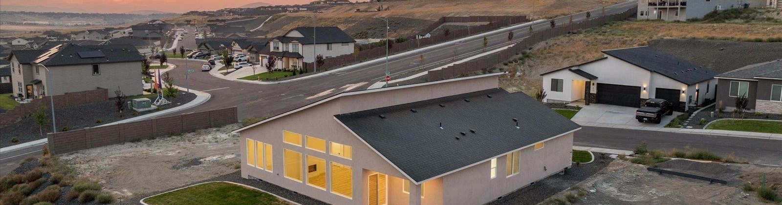 27th Ave, Kennewick, Washington 99338, 4 Bedrooms Bedrooms, 0 ,3 BathroomsBathrooms,Houses,For Sale,27th Ave,0,286815