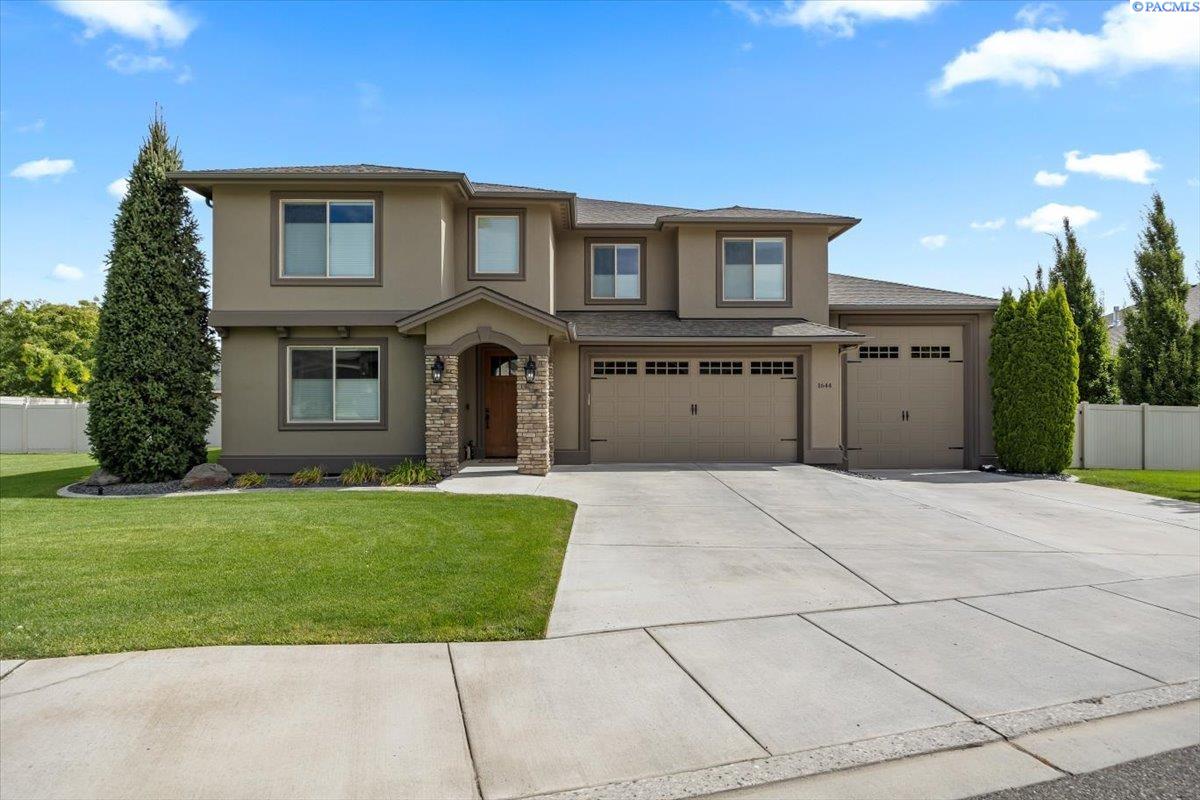 Molly Marie Ave, Richland, Washington 99352, 5 Bedrooms Bedrooms, 0 ,3 BathroomsBathrooms,Houses,For Sale,Molly Marie Ave,0,286788