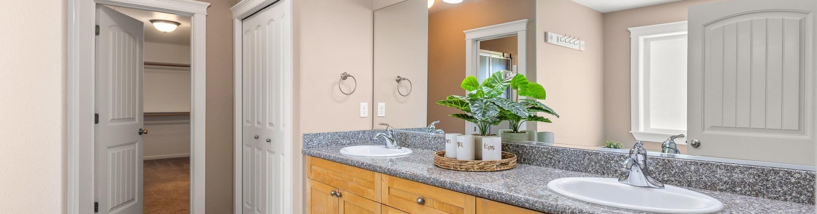 Sawgrass Loop, Richland, Washington 99354, 5 Bedrooms Bedrooms, 0 ,4 BathroomsBathrooms,Houses,For Sale,Sawgrass Loop,0,286813