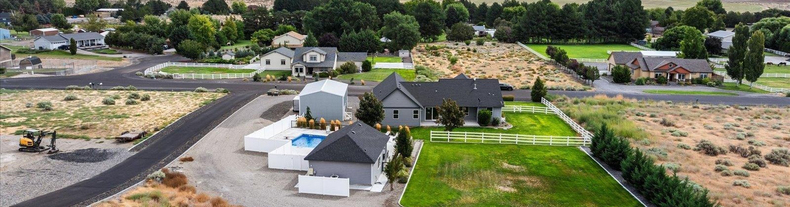 Horn Rapids Dr, West Richland, Washington 99353, 3 Bedrooms Bedrooms, 0 ,3 BathroomsBathrooms,Houses,For Sale,Horn Rapids Dr,0,286833