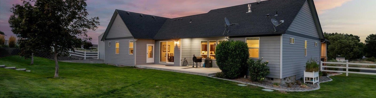 Horn Rapids Dr, West Richland, Washington 99353, 3 Bedrooms Bedrooms, 0 ,3 BathroomsBathrooms,Houses,For Sale,Horn Rapids Dr,0,286833