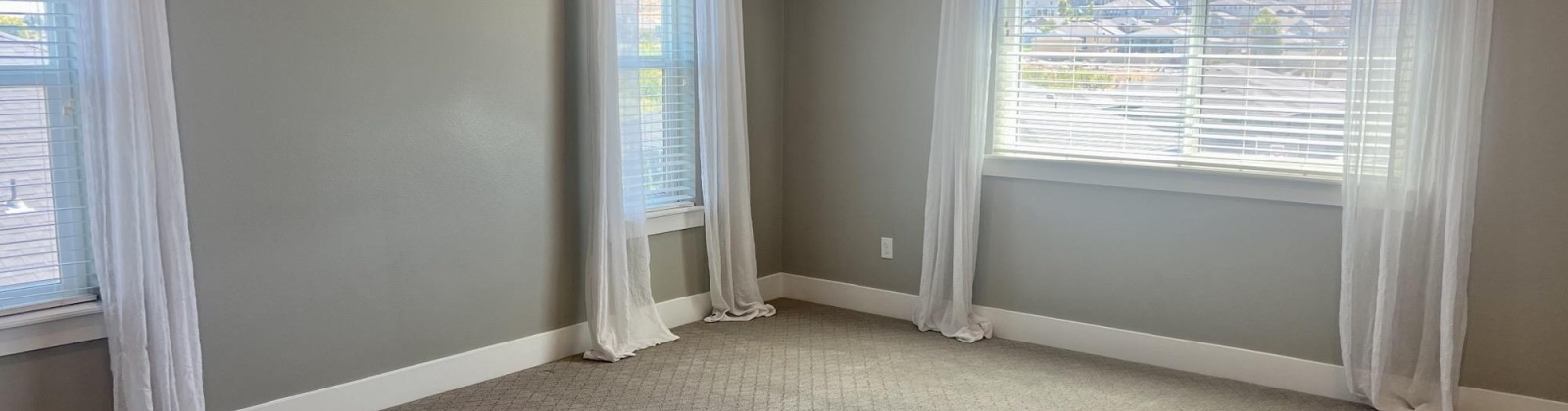Cayuse DR, Richland, Washington 99352, 5 Bedrooms Bedrooms, 0 ,3 BathroomsBathrooms,Houses,For Sale,Cayuse DR,0,286832