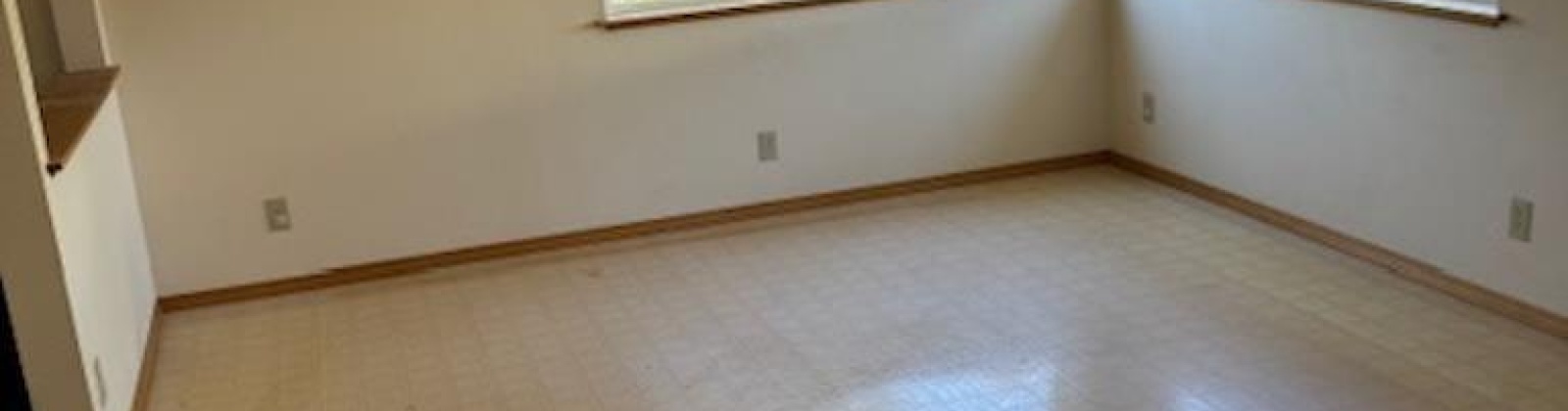 Vine Ave., Sunnyside, Washington 98944, 4 Bedrooms Bedrooms, 0 ,2 BathroomsBathrooms,Houses,For Sale,Vine Ave.,0,286841