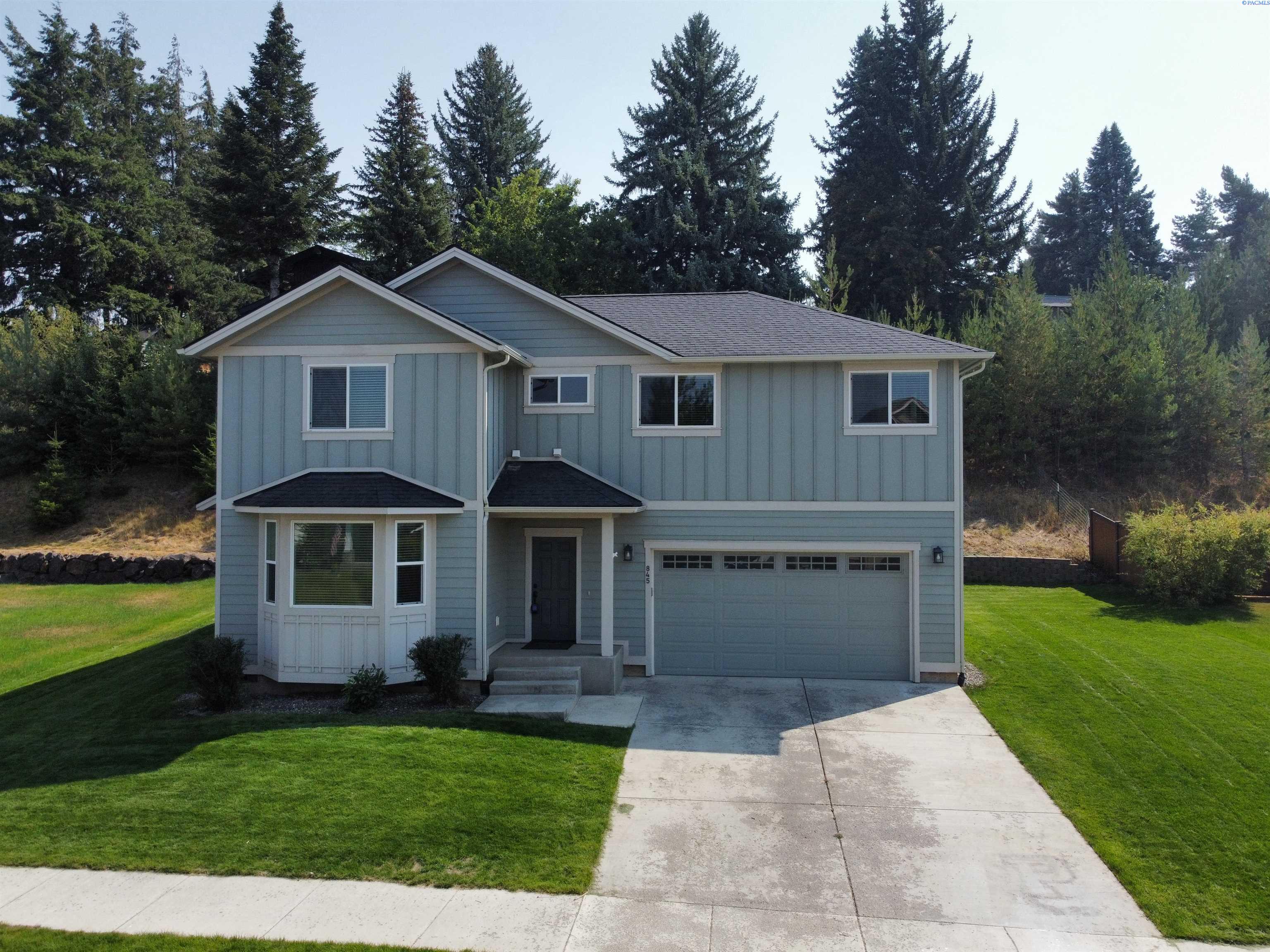 Finch, Pullman, Washington 99163, 4 Bedrooms Bedrooms, 0 ,3 BathroomsBathrooms,Houses,For Sale,Finch,0,286838