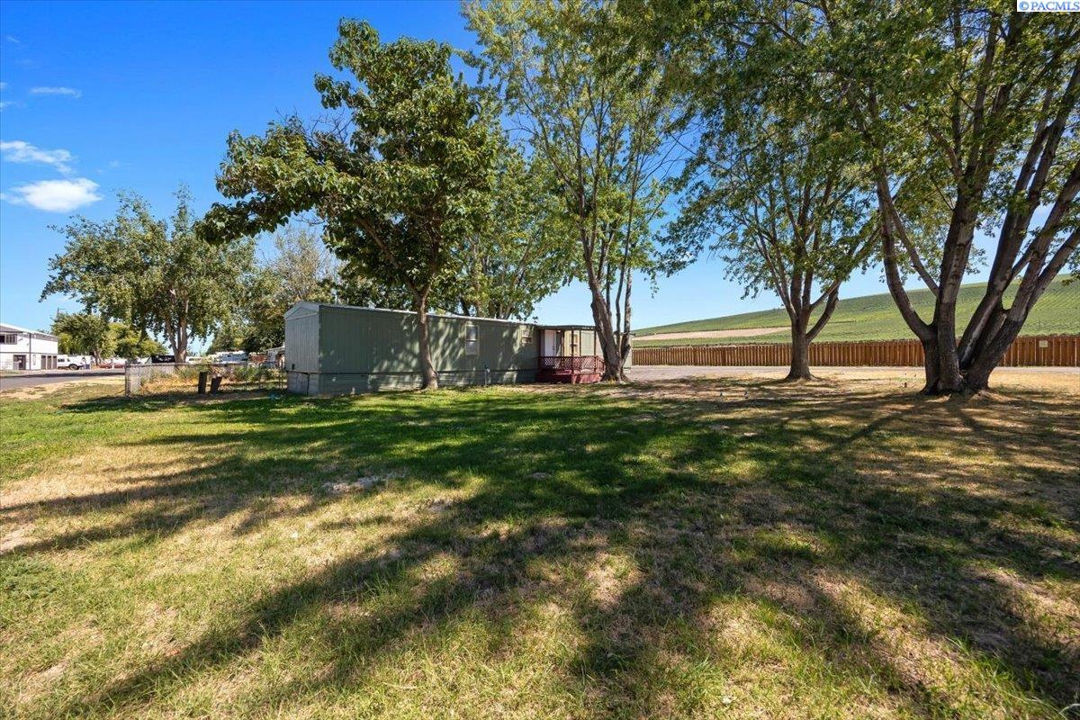 Kennedy Rd, Benton City, Washington 99320, 3 Bedrooms Bedrooms, 0 ,2 BathroomsBathrooms,Manufactured Homes,For Sale,Kennedy Rd,0,286572