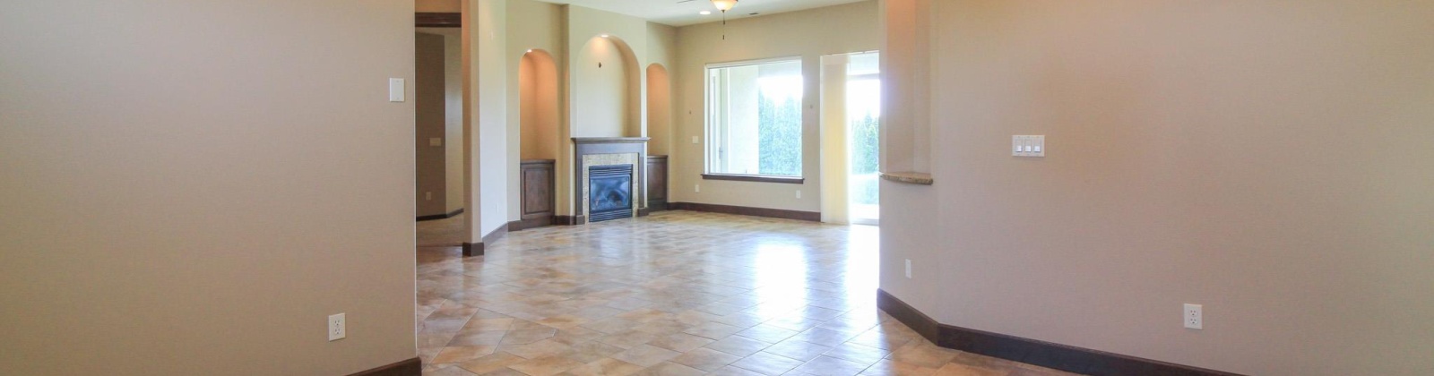 Bluffs Drive, Richland, Washington 99354, 2 Bedrooms Bedrooms, 0 ,3 BathroomsBathrooms,Houses,For Rent,Bluffs Drive,0,286866