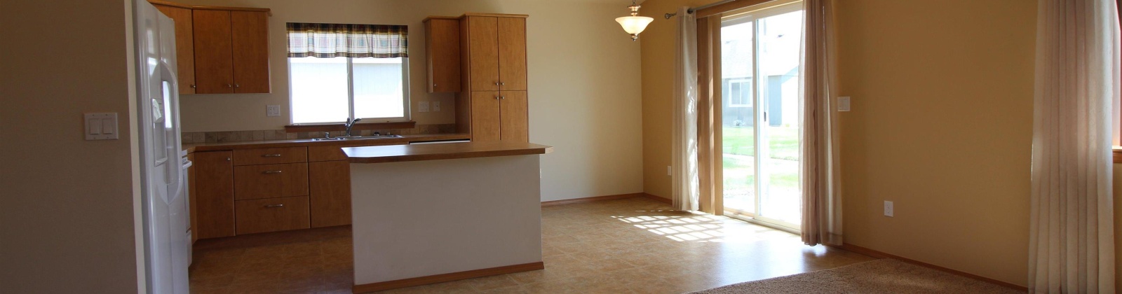 Larkspur Drive, Richland, Washington 99352, 3 Bedrooms Bedrooms, 0 ,2 BathroomsBathrooms,Houses,For Rent,Larkspur Drive,0,286869