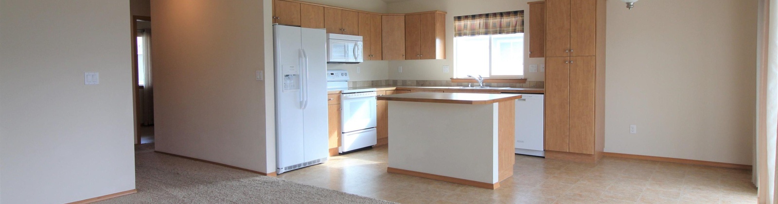 Larkspur Drive, Richland, Washington 99352, 3 Bedrooms Bedrooms, 0 ,2 BathroomsBathrooms,Houses,For Rent,Larkspur Drive,0,286869