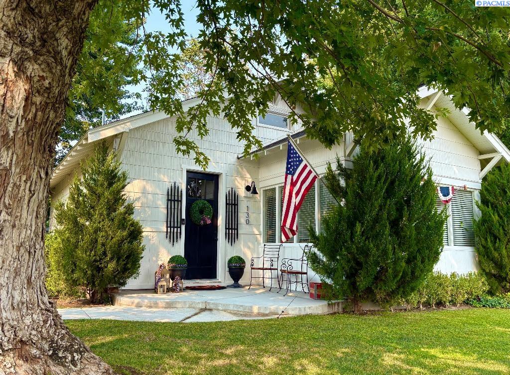 Deschutes Ave, Kennewick, Washington 99336, 4 Bedrooms Bedrooms, 0 ,2 BathroomsBathrooms,Houses,For Sale,Deschutes Ave,0,286875