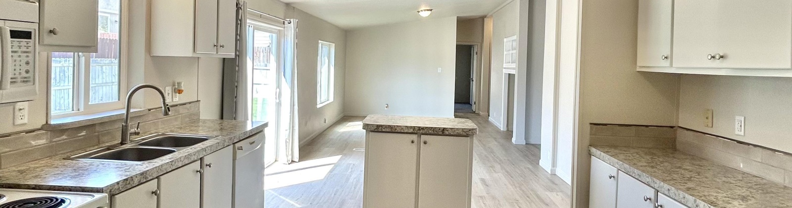 Lantana Ave, Richland, Washington 99352, 4 Bedrooms Bedrooms, 0 ,2 BathroomsBathrooms,Manufactured Homes,For Sale,Lantana Ave,0,286882