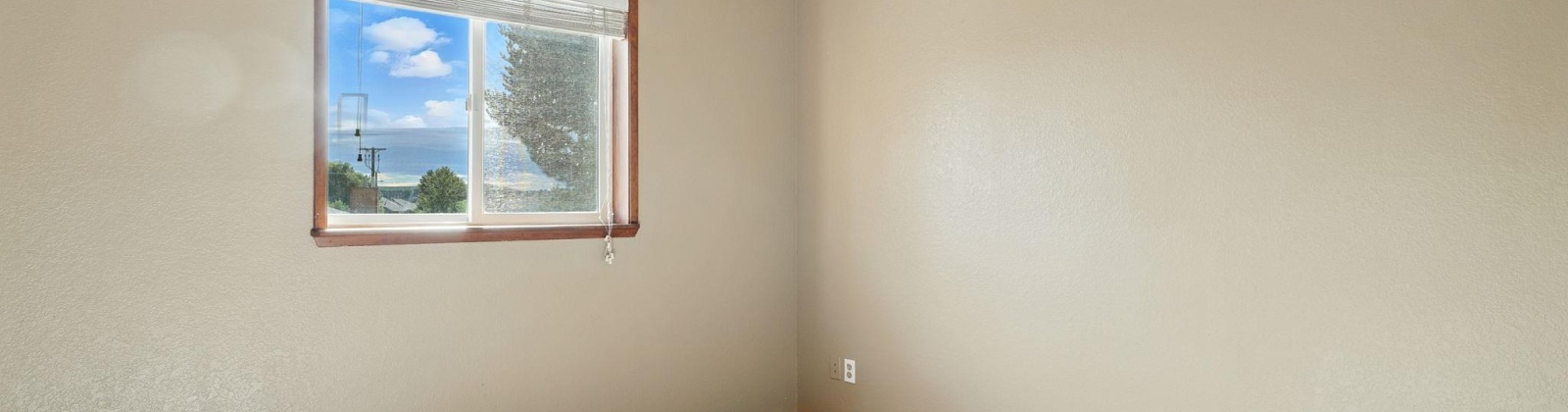 Deschutes Ave, Kennewick, Washington 99336, 3 Bedrooms Bedrooms, 0 ,3 BathroomsBathrooms,Houses,For Sale,Deschutes Ave,0,286883