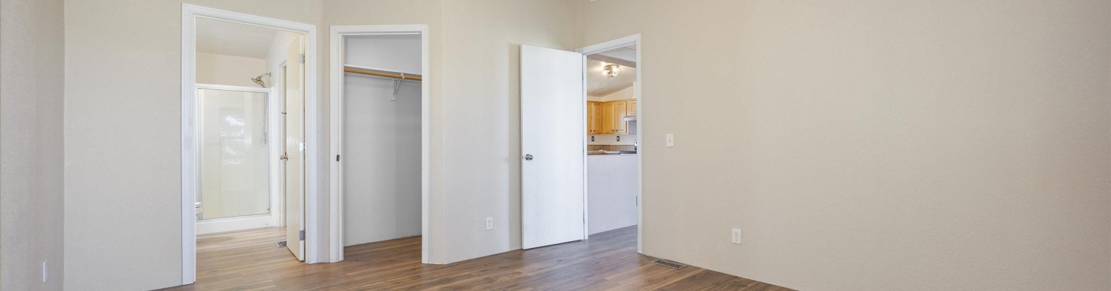 Lake Road, Burbank, Washington 99323, 3 Bedrooms Bedrooms, 0 ,2 BathroomsBathrooms,Manufactured Homes,For Sale,Lake Road,0,286907