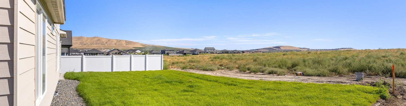 Tarragon Ave, Richland, Washington 99352, 4 Bedrooms Bedrooms, 0 ,2 BathroomsBathrooms,Houses,For Sale,Tarragon Ave,0,286903