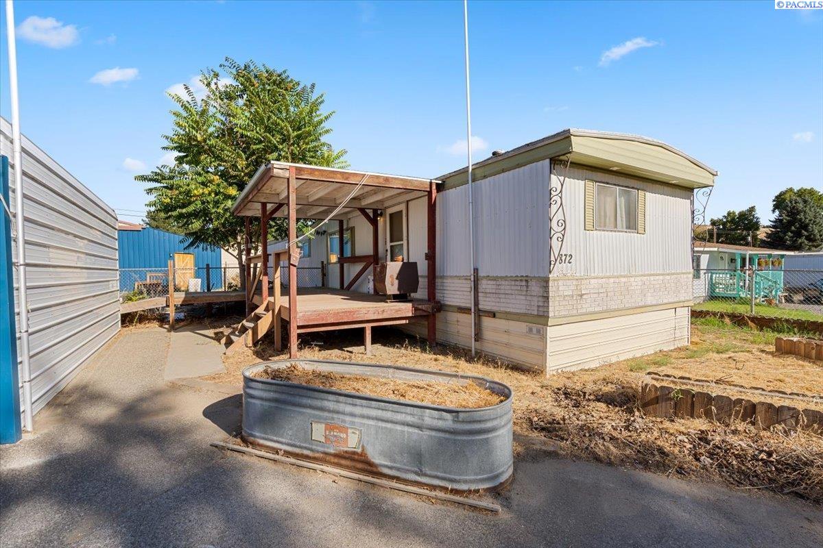 60th Ave, West Richland, Washington 99353-9735, 2 Bedrooms Bedrooms, 0 ,2 BathroomsBathrooms,Manufactured Homes,For Sale,60th Ave,0,286897