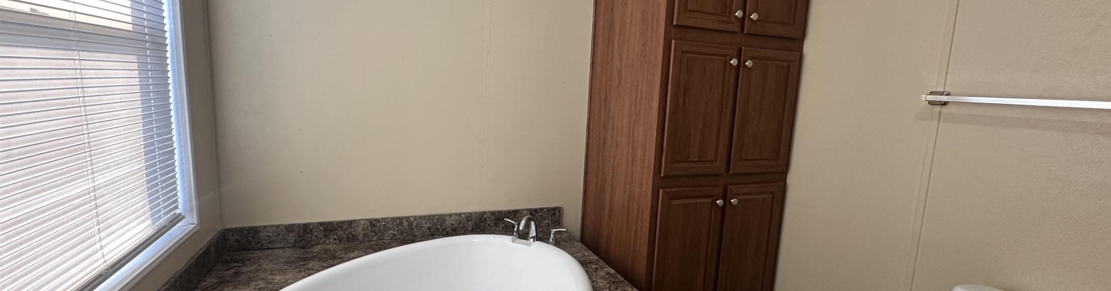 19Th Ave #103, Kennewick, Washington 99337, 3 Bedrooms Bedrooms, 0 ,2 BathroomsBathrooms,Manufactured Homes,For Sale,19Th Ave #103,0,286912