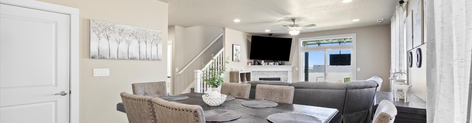Queen St, West Richland, Washington 99353, 5 Bedrooms Bedrooms, 0 ,3 BathroomsBathrooms,Houses,For Sale,Queen St,0,286911