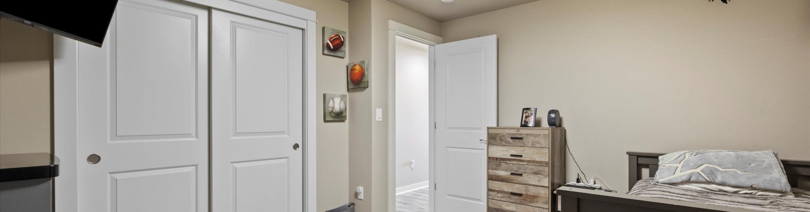 Queen St, West Richland, Washington 99353, 5 Bedrooms Bedrooms, 0 ,3 BathroomsBathrooms,Houses,For Sale,Queen St,0,286911