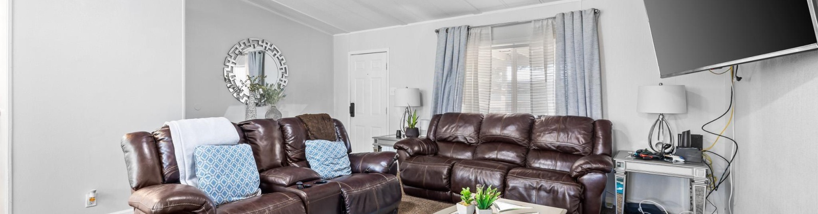 Royal Crest Loop, West Richland, Washington 99353, 3 Bedrooms Bedrooms, 0 ,2 BathroomsBathrooms,Manufactured Homes,For Sale,Royal Crest Loop,0,286915