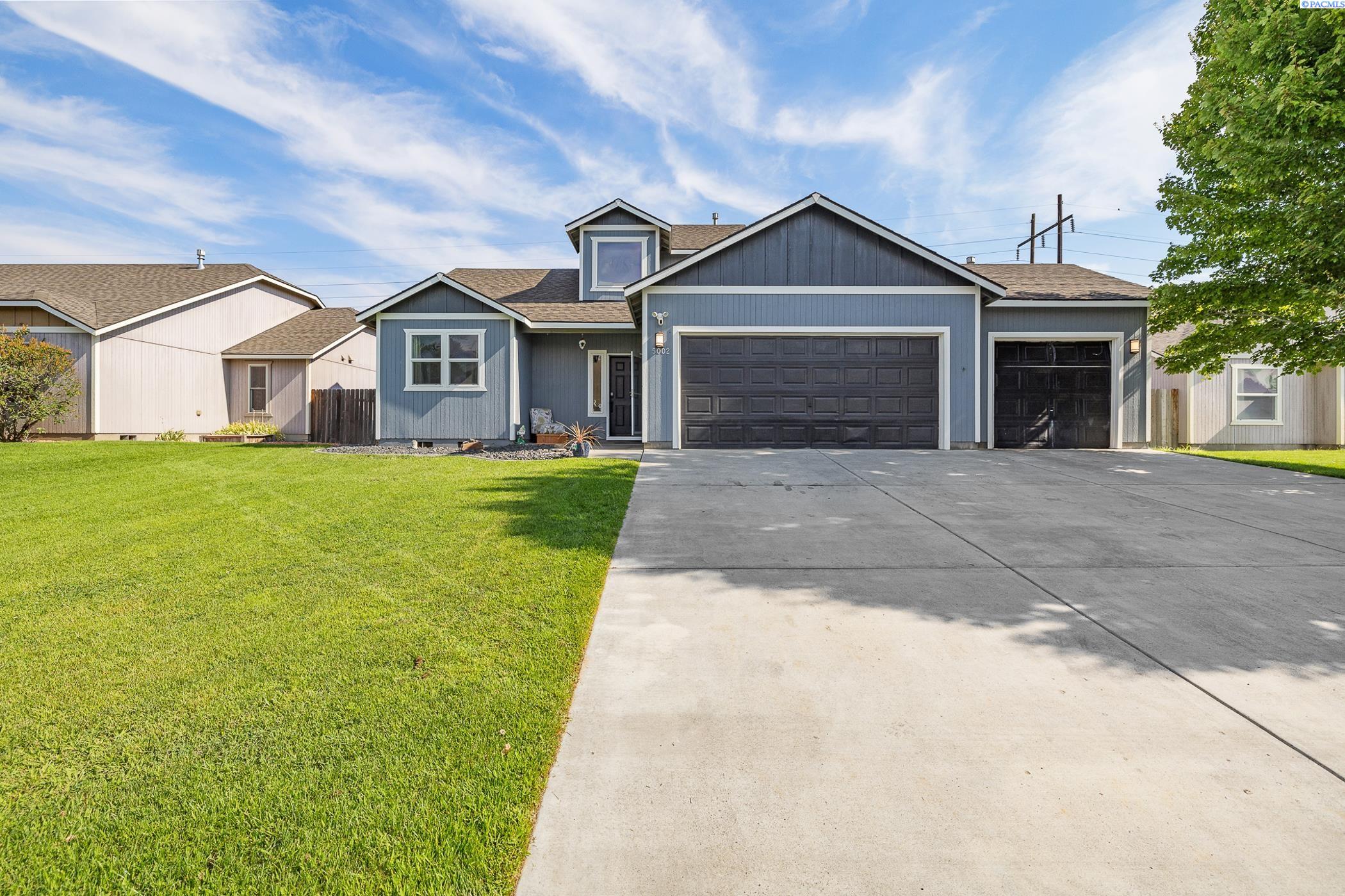 Spirea Dr., West Richland, Washington 99353, 3 Bedrooms Bedrooms, 0 ,3 BathroomsBathrooms,Houses,For Sale,Spirea Dr.,0,286931