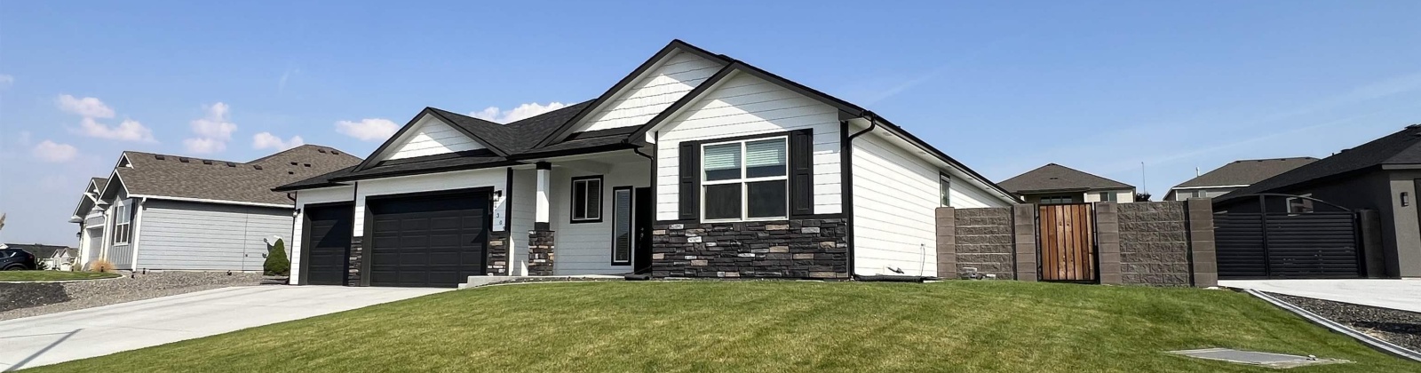 Cyan Dr, Pasco, Washington 99301, 3 Bedrooms Bedrooms, 0 ,2 BathroomsBathrooms,Houses,For Sale,Cyan Dr,0,286938