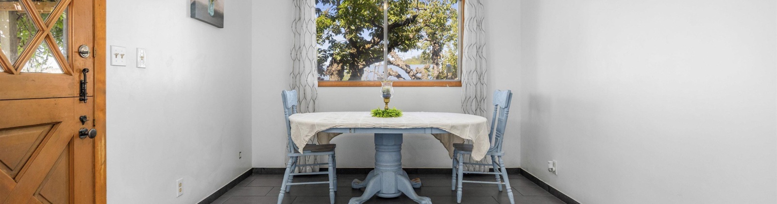 Riverside Ave, Sunnyside, Washington 98944, 4 Bedrooms Bedrooms, 0 ,3 BathroomsBathrooms,Houses,For Sale,Riverside Ave,0,286973