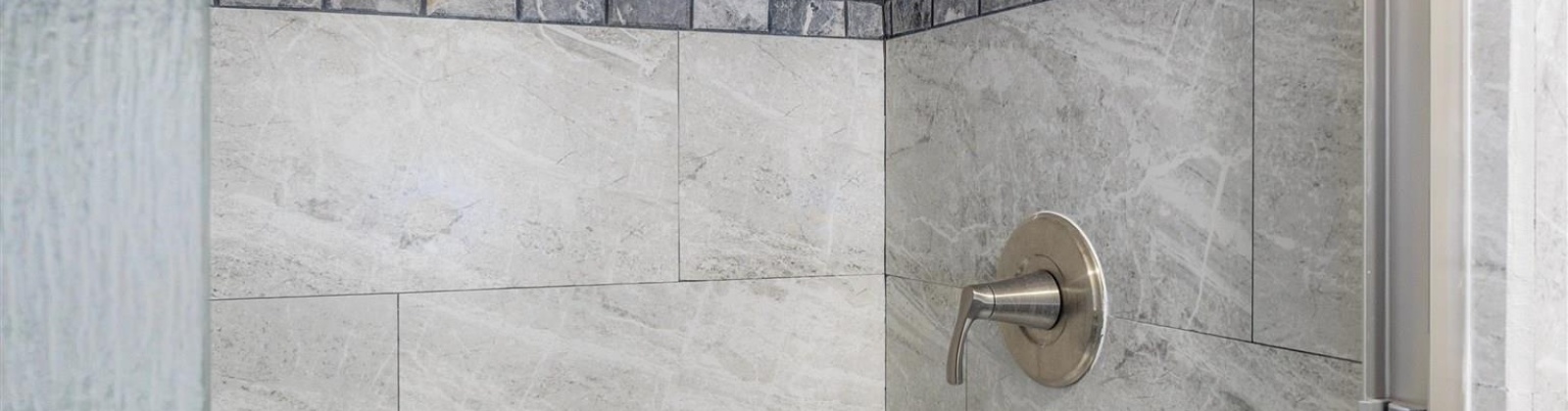 Riverside Ave, Sunnyside, Washington 98944, 4 Bedrooms Bedrooms, 0 ,3 BathroomsBathrooms,Houses,For Sale,Riverside Ave,0,286973