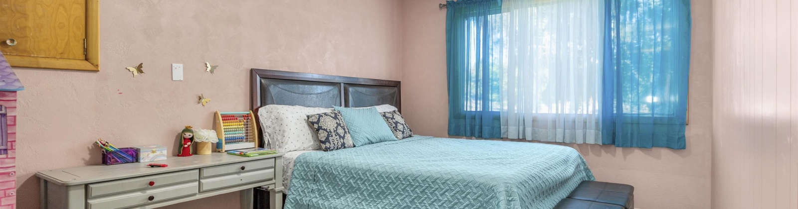 Riverside Ave, Sunnyside, Washington 98944, 4 Bedrooms Bedrooms, 0 ,3 BathroomsBathrooms,Houses,For Sale,Riverside Ave,0,286973