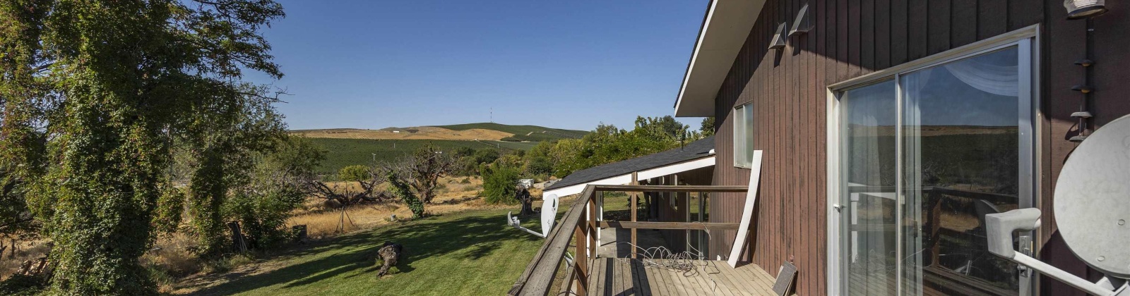 Riverside Ave, Sunnyside, Washington 98944, 4 Bedrooms Bedrooms, 0 ,3 BathroomsBathrooms,Houses,For Sale,Riverside Ave,0,286973