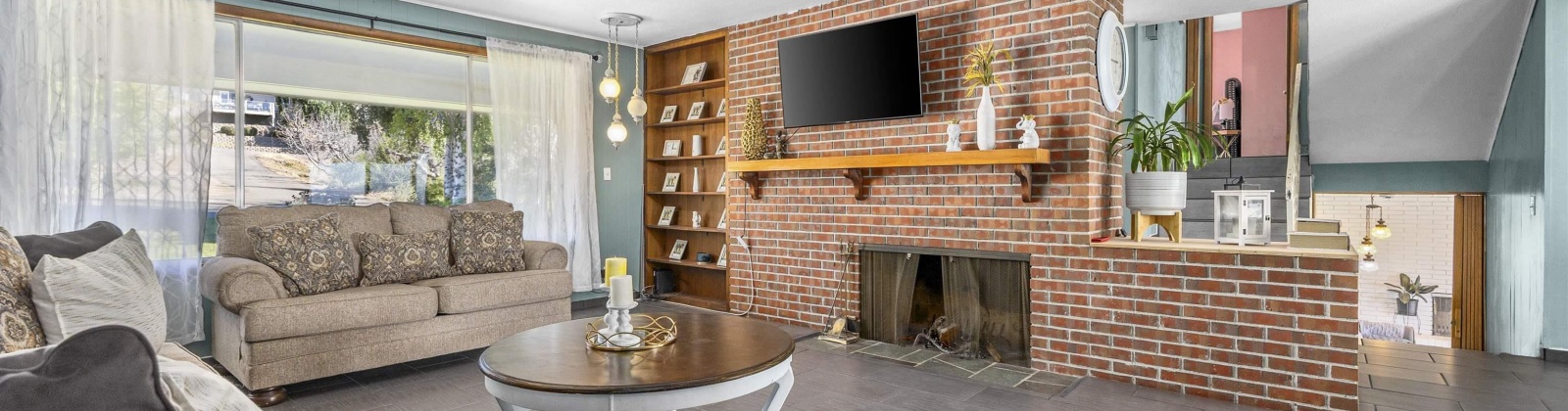 Riverside Ave, Sunnyside, Washington 98944, 4 Bedrooms Bedrooms, 0 ,3 BathroomsBathrooms,Houses,For Sale,Riverside Ave,0,286973