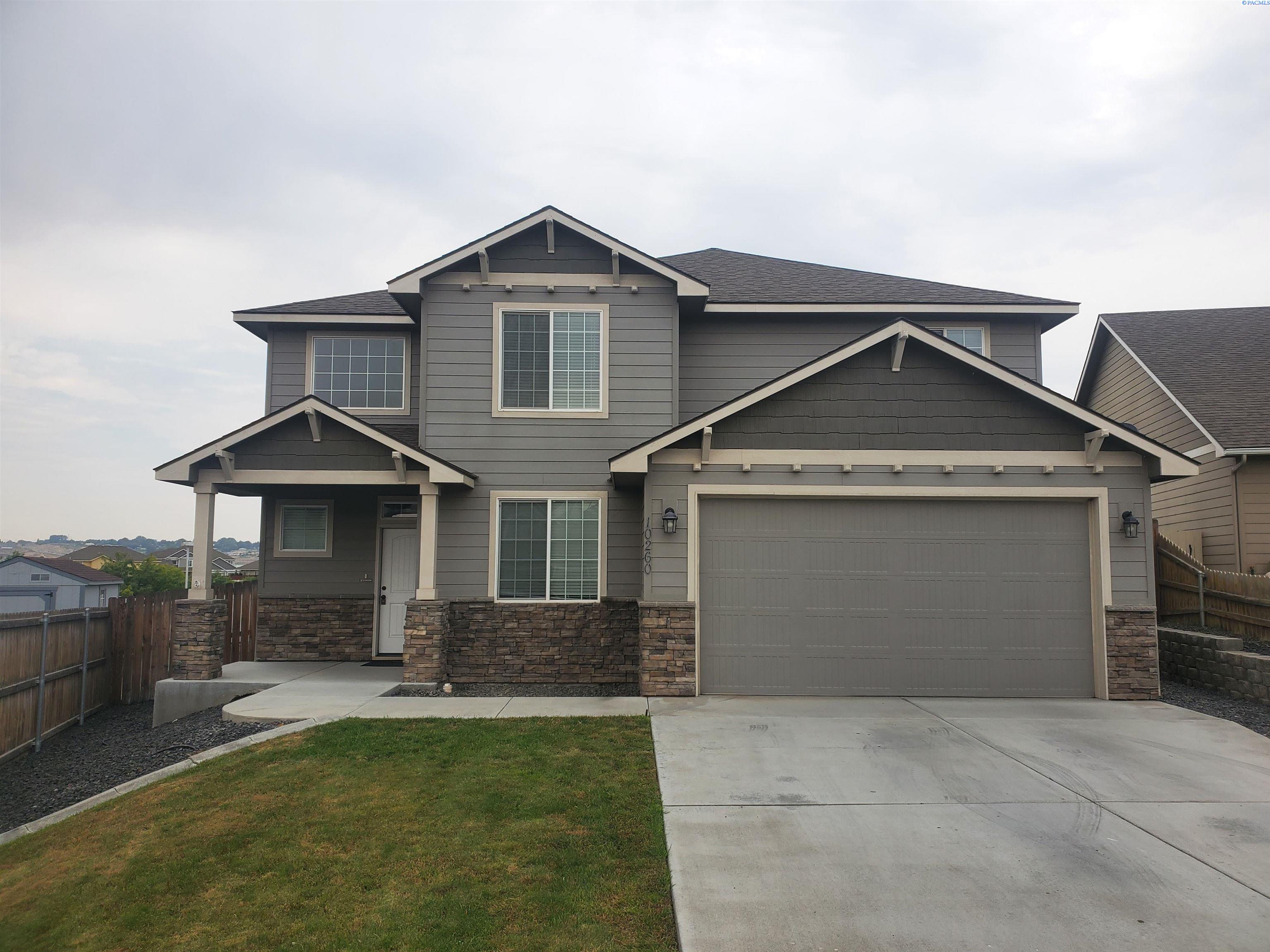 18th Court, Kennewick, Washington 99337, 4 Bedrooms Bedrooms, 0 ,3 BathroomsBathrooms,Houses,For Rent,18th Court,0,286972