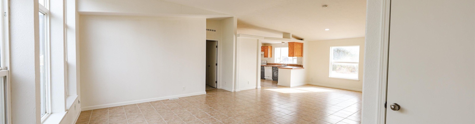 e 403 prairie se, Kennewick, Washington 99337, 4 Bedrooms Bedrooms, 0 ,2 BathroomsBathrooms,Manufactured Homes,For Sale,e 403 prairie se,0,286968