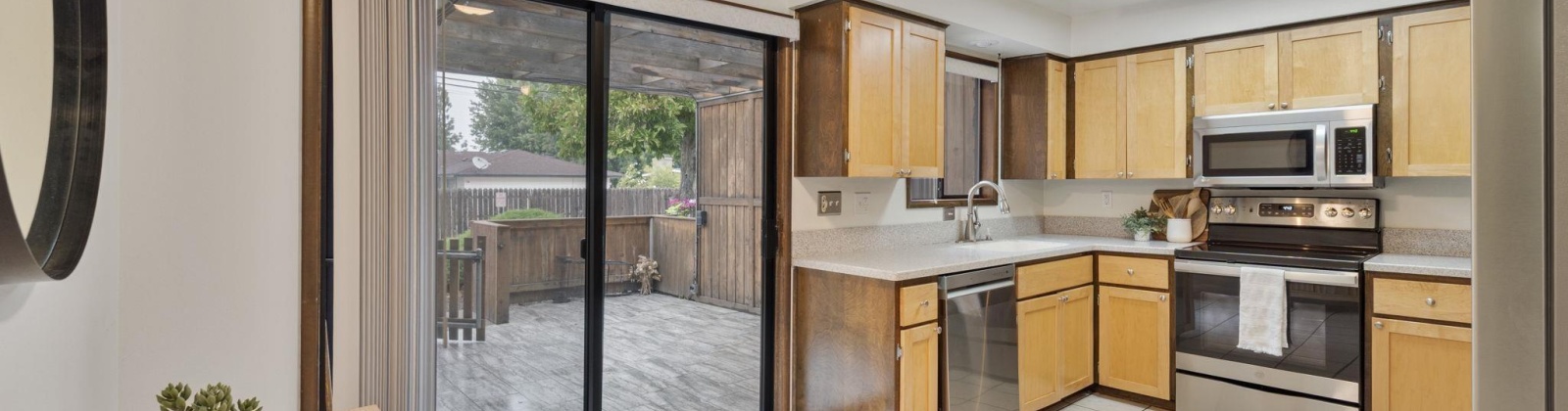 Klamath, Kennewick, Washington 99336, 3 Bedrooms Bedrooms, 0 ,3 BathroomsBathrooms,Condos/townhomes,For Sale,Klamath,0,287010