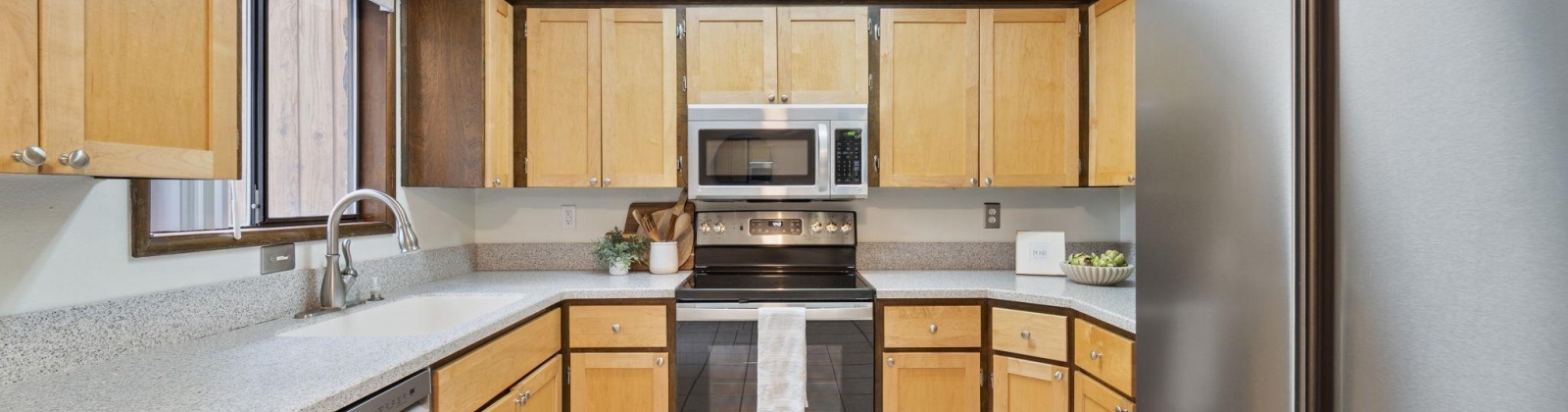 Klamath, Kennewick, Washington 99336, 3 Bedrooms Bedrooms, 0 ,3 BathroomsBathrooms,Condos/townhomes,For Sale,Klamath,0,287010