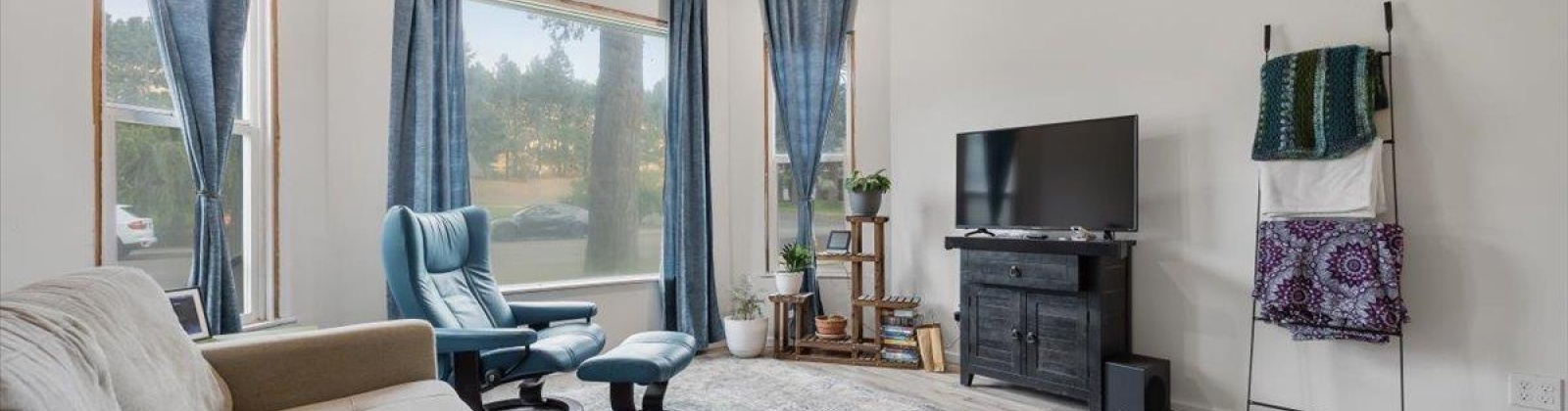 3rd Street, Dayton, Washington 99328, 4 Bedrooms Bedrooms, 0 ,2 BathroomsBathrooms,Houses,For Sale,3rd Street,0,287002
