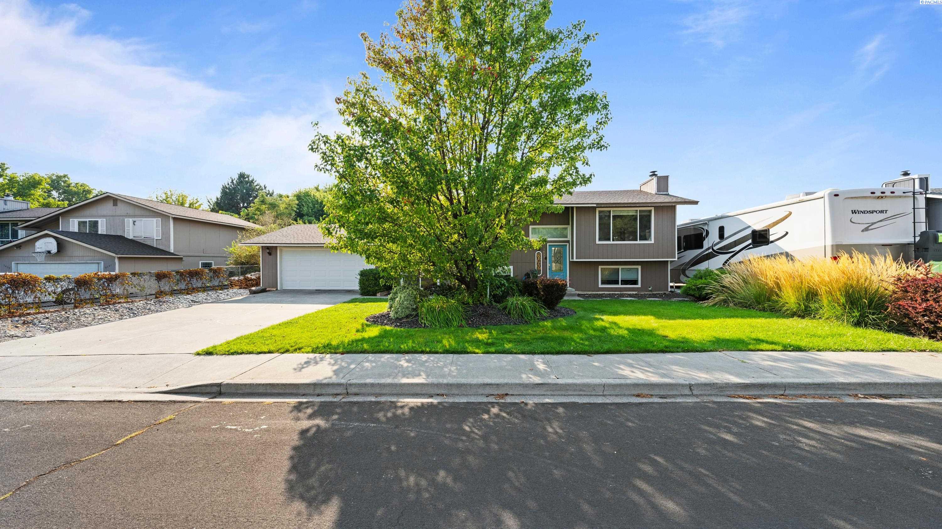 Rimrock Ave., Richland, Washington 99352, 3 Bedrooms Bedrooms, 0 ,3 BathroomsBathrooms,Houses,For Sale,Rimrock Ave.,0,287041