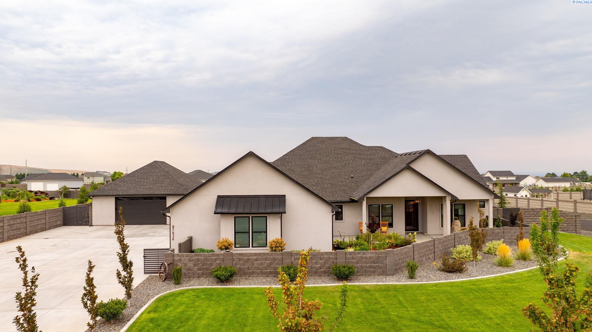 Calico Rd, Kennewick, Washington 99338, 5 Bedrooms Bedrooms, 0 ,3 BathroomsBathrooms,Houses,For Sale,Calico Rd,0,287040