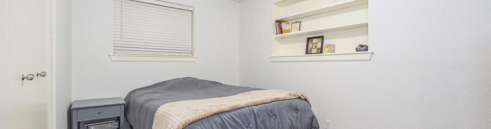 23rd Pl, Kennewick, Washington 99337, 5 Bedrooms Bedrooms, 0 ,2 BathroomsBathrooms,Houses,For Sale,23rd Pl,0,287039