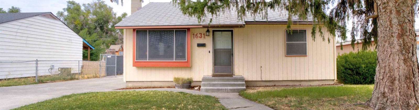 Dayton Place, Kennewick, Washington 99337, 3 Bedrooms Bedrooms, 0 ,2 BathroomsBathrooms,Houses,For Sale,Dayton Place,0,287029