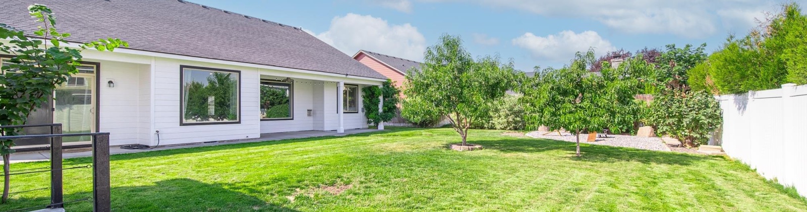 Bilbao Dr, Pasco, Washington 99301, 4 Bedrooms Bedrooms, 0 ,3 BathroomsBathrooms,Houses,For Sale,Bilbao Dr,0,287069