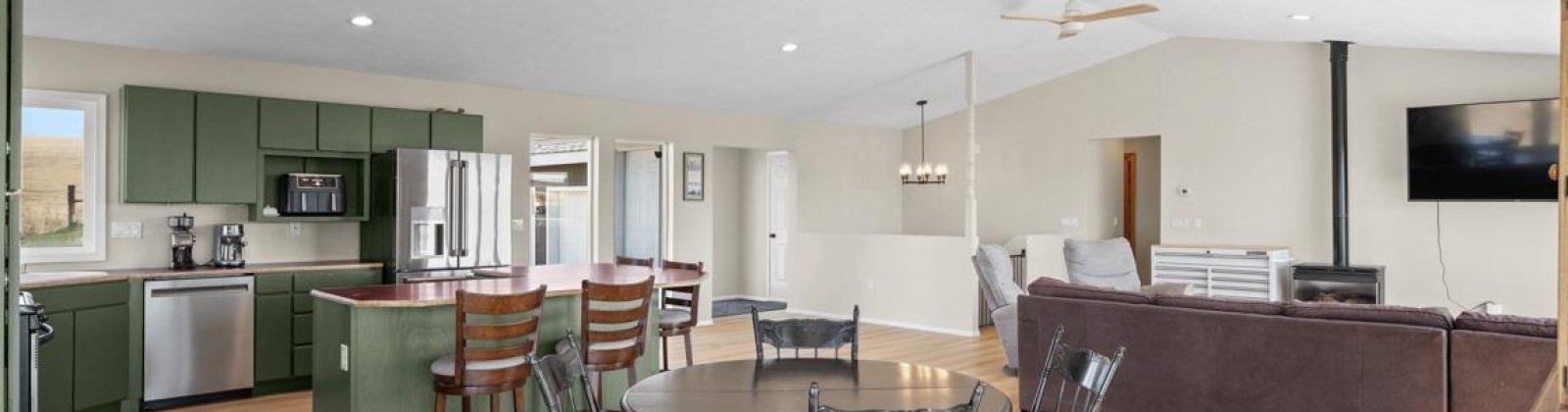 State Route 23, St. John, Washington 99171, 2 Bedrooms Bedrooms, 0 ,3 BathroomsBathrooms,Houses,For Sale,State Route 23,0,287061