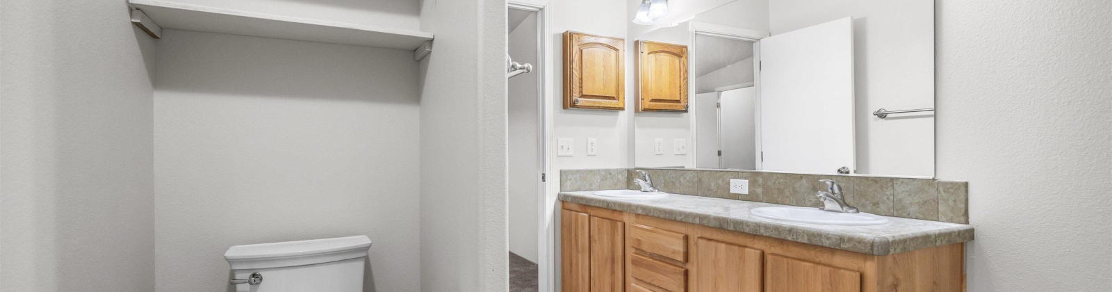 Columbia Center Blvd #71, Kennewick, Washington 99336, 3 Bedrooms Bedrooms, 0 ,2 BathroomsBathrooms,Manufactured Homes,For Sale,Columbia Center Blvd #71,0,287051