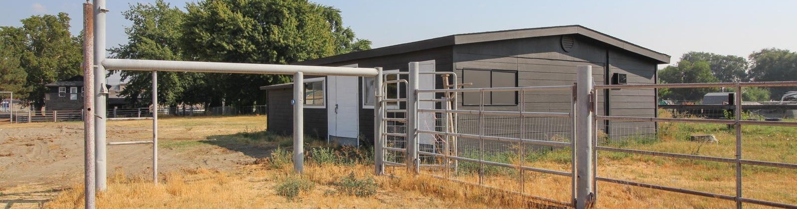 Game Farm Road, Kennewick, Washington 99337, 6 Bedrooms Bedrooms, 0 ,4 BathroomsBathrooms,Houses,For Sale,Game Farm Road,0,287047