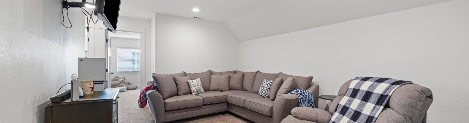 Jayleen Way, Pasco, Washington 99301, 4 Bedrooms Bedrooms, 0 ,3 BathroomsBathrooms,Houses,For Sale,Jayleen Way,0,287108