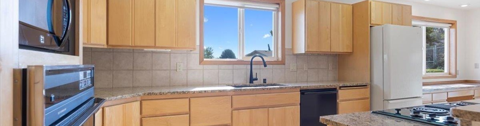 26th Ave, Kennewick, Washington 99338, 4 Bedrooms Bedrooms, 0 ,3 BathroomsBathrooms,Houses,For Sale,26th Ave,0,287094