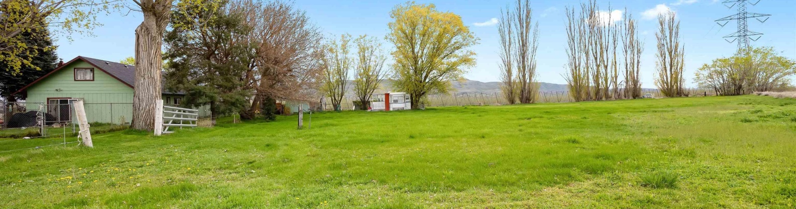 East Roza Road, Benton City, Washington 99320, 3 Bedrooms Bedrooms, 0 ,2 BathroomsBathrooms,Houses,For Sale,East Roza Road,0,287095