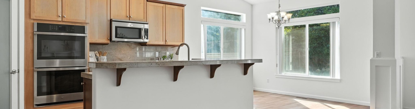 14th Ave, Kennewick, Washington 99338, 3 Bedrooms Bedrooms, 0 ,2 BathroomsBathrooms,Houses,For Sale,14th Ave,0,287096