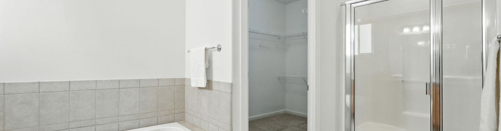 14th Ave, Kennewick, Washington 99338, 3 Bedrooms Bedrooms, 0 ,2 BathroomsBathrooms,Houses,For Sale,14th Ave,0,287096