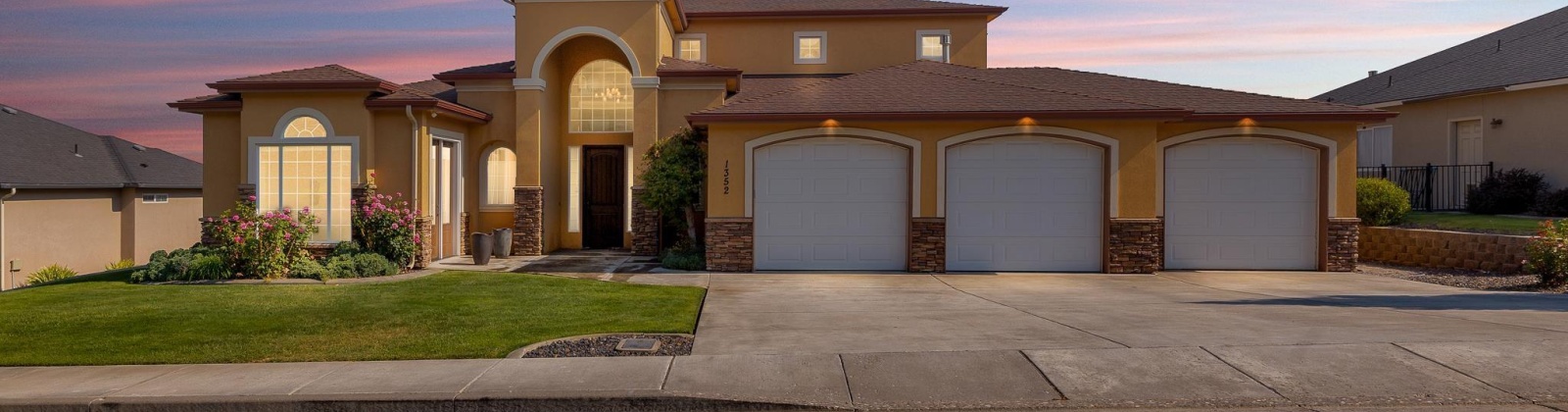 Westgate Way, Richland, Washington 99352, 4 Bedrooms Bedrooms, 0 ,4 BathroomsBathrooms,Houses,For Sale,Westgate Way,0,287097