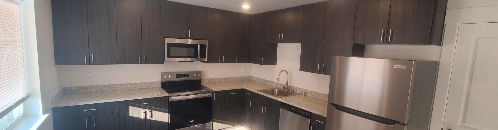 41 St, Kennewick, Washington 99338, 2 Bedrooms Bedrooms, 0 ,2 BathroomsBathrooms,Houses,For Rent,41 St,0,287123