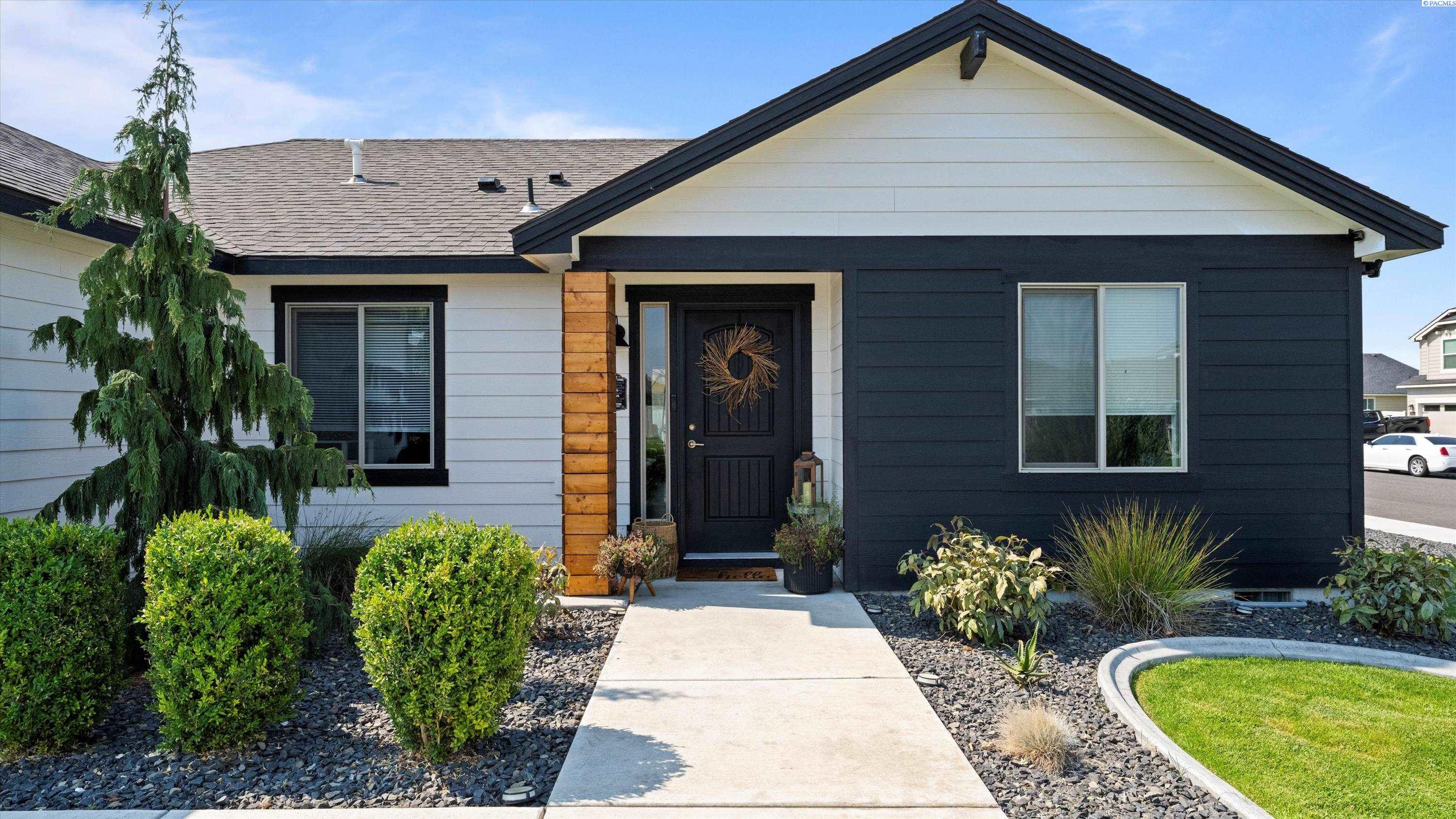 Cassiar DR, Pasco, Washington 99301, 3 Bedrooms Bedrooms, 0 ,2 BathroomsBathrooms,Houses,For Sale,Cassiar DR,0,287111